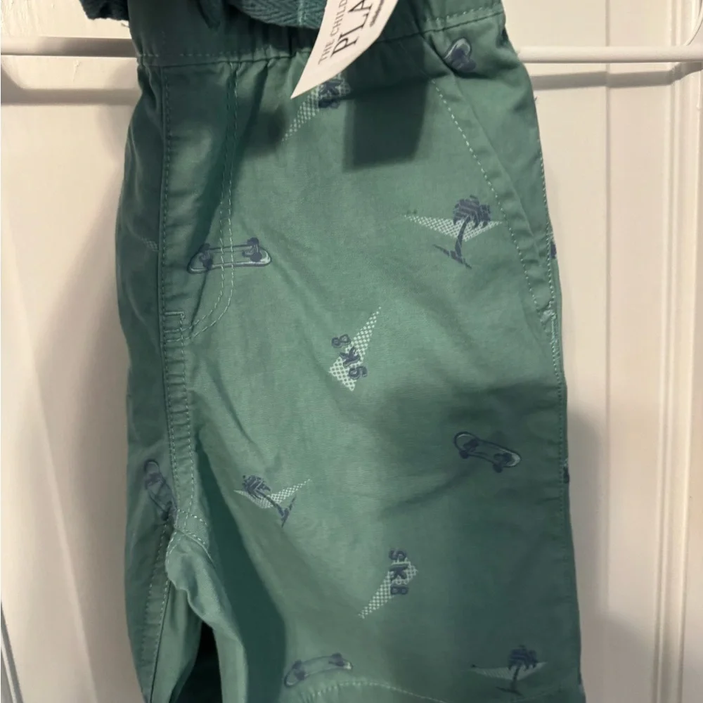 Kids Green Printed Shorts, NEW with Tags. Beach Themed. 3T